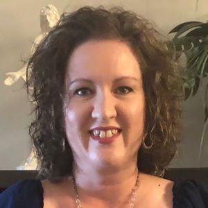 Meet your Posher, Theresa